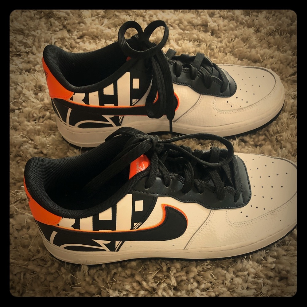 Boys youth Air Force Ones